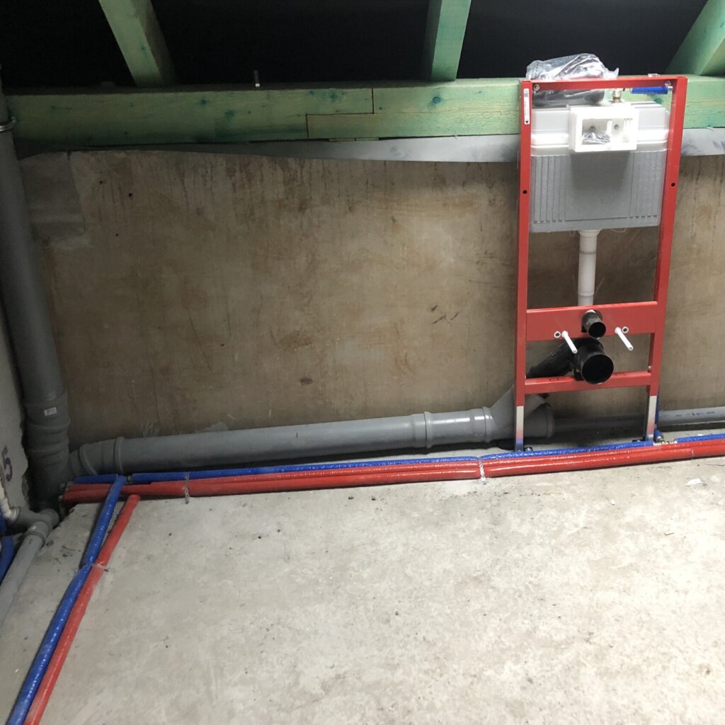 Montaż instalacji wod-kan Lędziny INVESTWORK