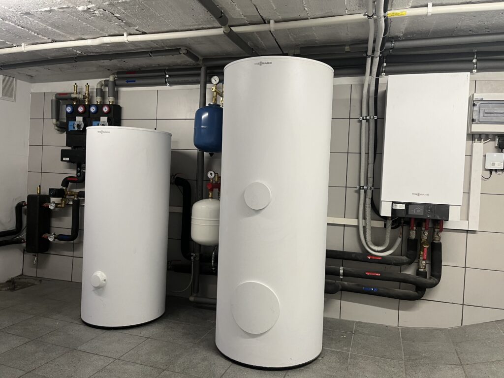 Pompa ciepła OSP Janów Mysłowice montaż INVESTWORK