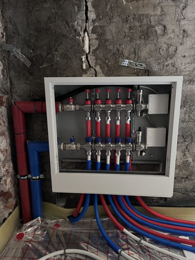 Wymiana pionów wodno-kanalizacyjnych Kraków kamienica INVESTWORK